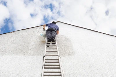 Peinture extérieure à Montmain — façades et ravalement
